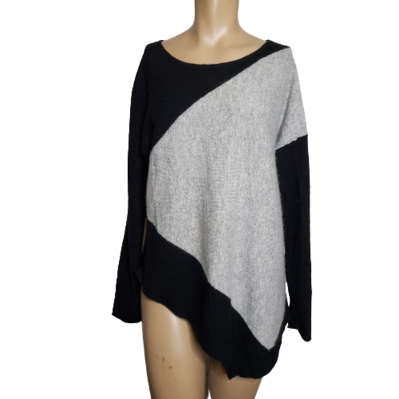 Premise Sweaters - Premise 100% Cashmere Asymmetrical Sweater Size L